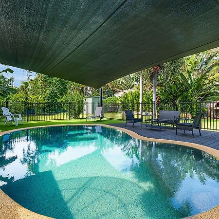 Private Pool, Big Backyard, Aircon - Paradise! Casuarina Buitenkant foto