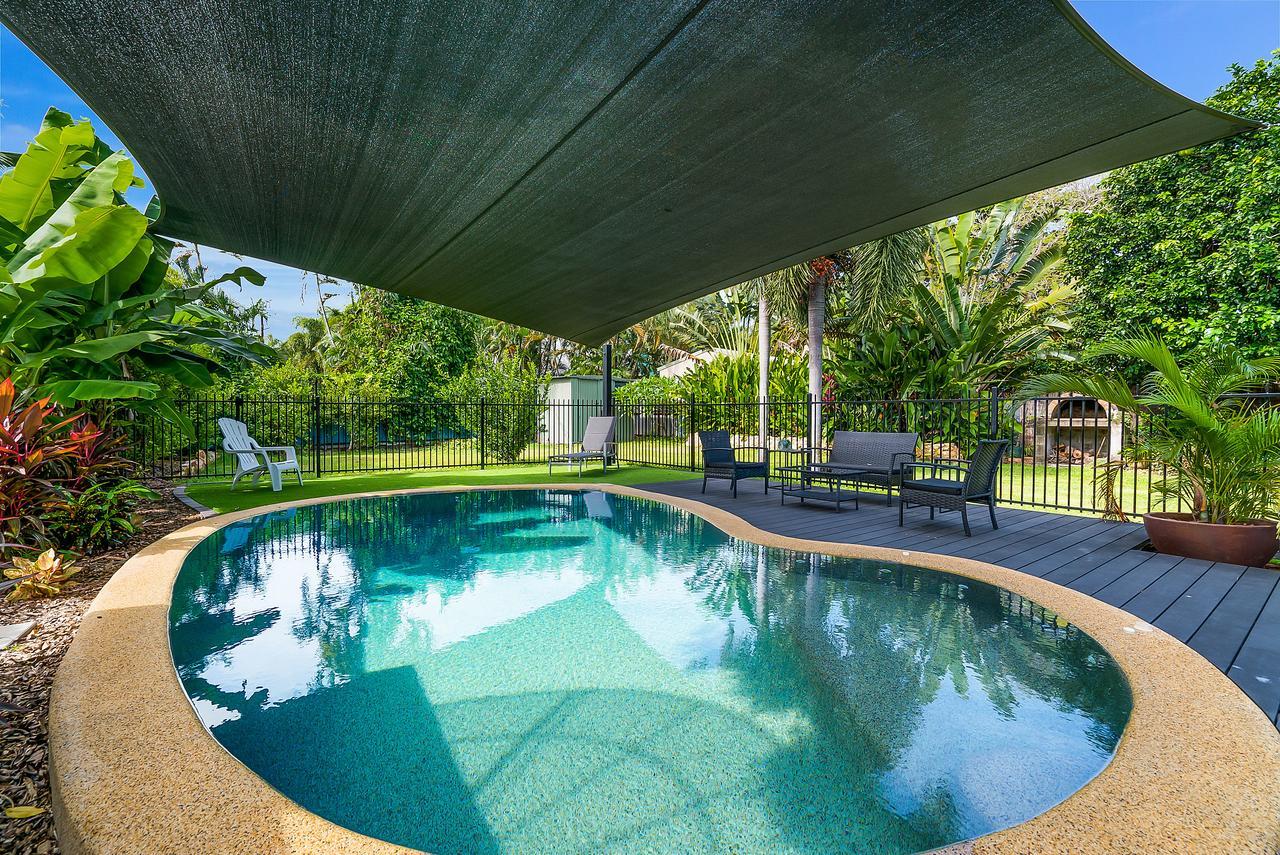 Private Pool, Big Backyard, Aircon - Paradise! Casuarina Buitenkant foto